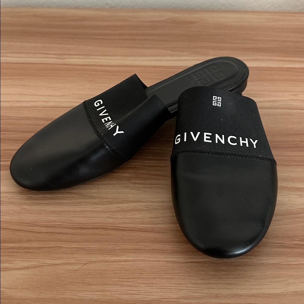 Givenchy Black Logo Slides - Picture 2 of 6
